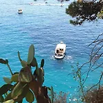Vesuvio Ruins B&B 3*